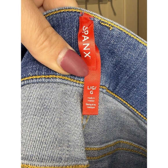 SPANX Seamed Front Wide Leg Jeans Women’s Large L Vintage Indigo Wash Slimming - Picture 5 of 8